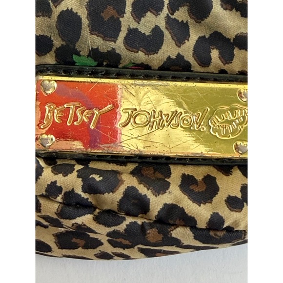 Betsey Johnson Leopard Rose Print Crossbody Bag Gold Logo Plate Floral Animal - Picture 4 of 7